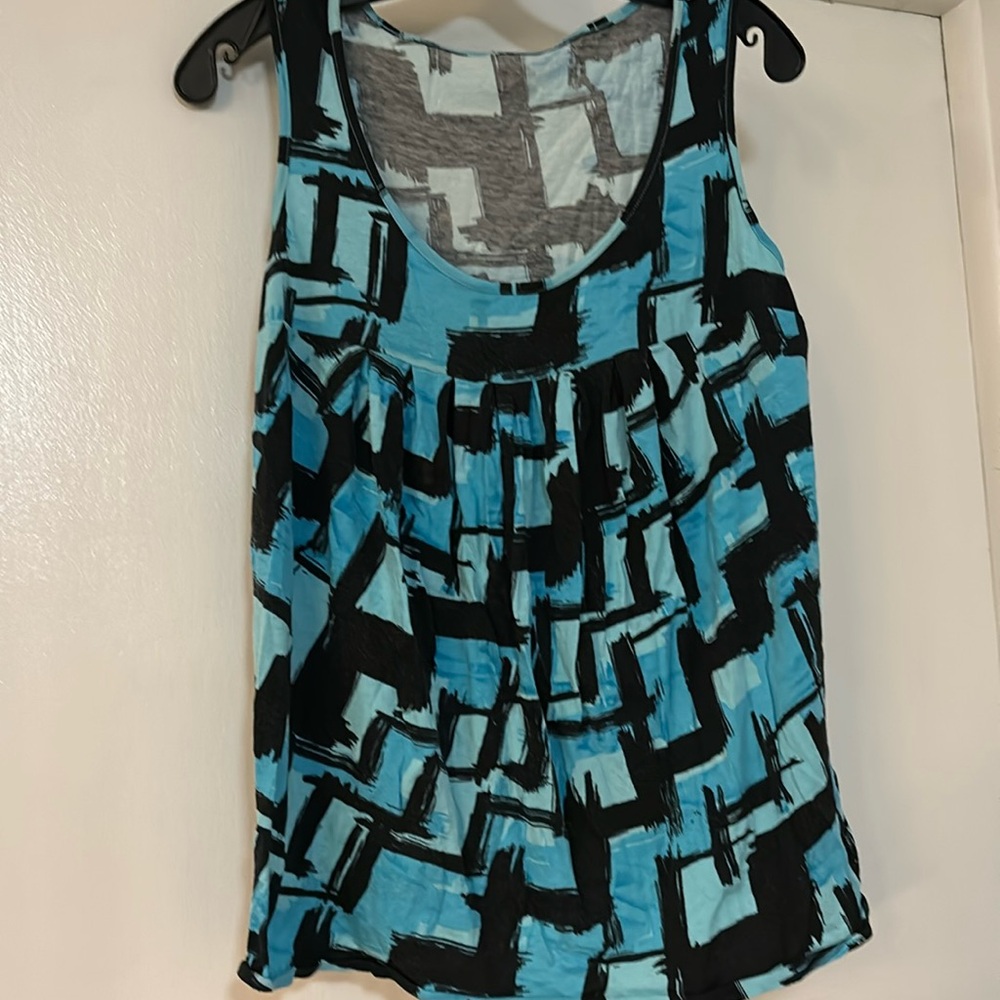 Black and blue trapeze top. Size L